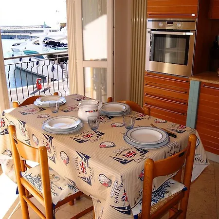 Aria Di Mare * Imperia
